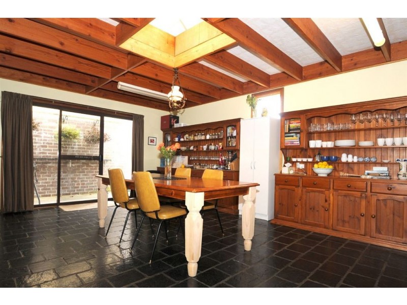 25 Heatherhill Road, Frankston VIC 3199