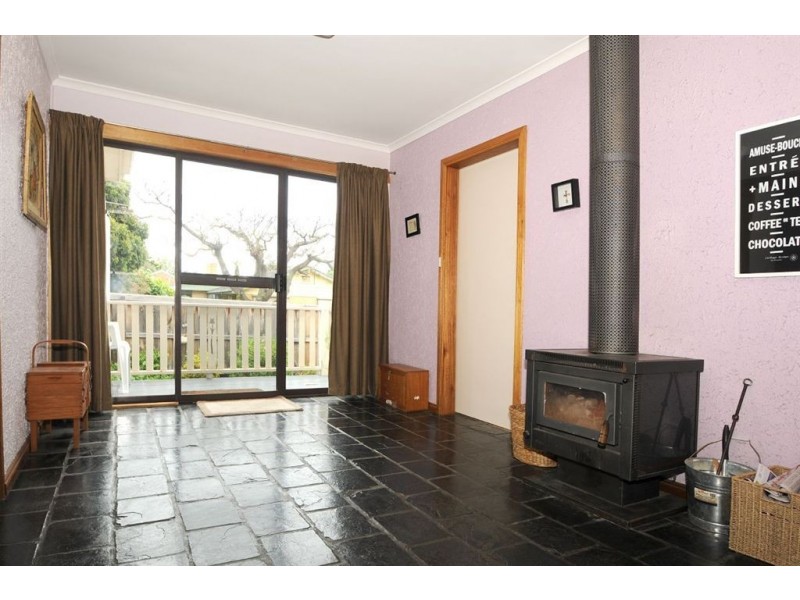 25 Heatherhill Road, Frankston VIC 3199