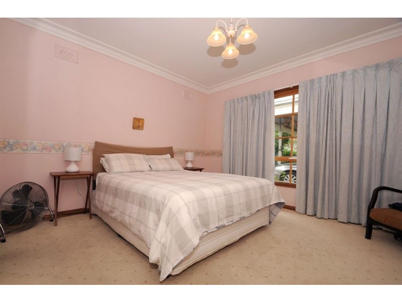 25 Heatherhill Road, Frankston VIC 3199