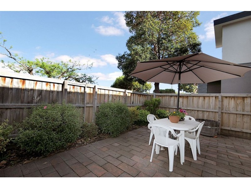 25 Heatherhill Road, Frankston VIC 3199