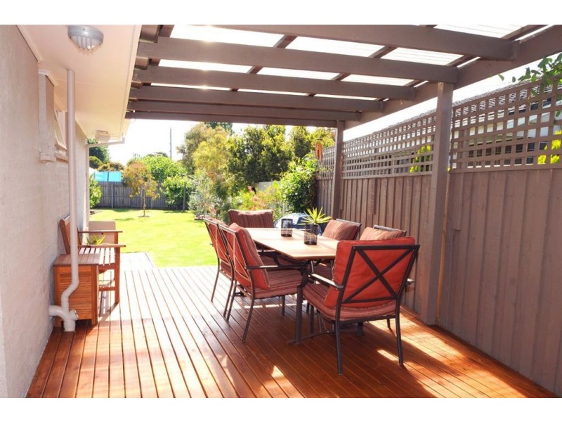 10 Seacrest Avenue, Seaford VIC 3198