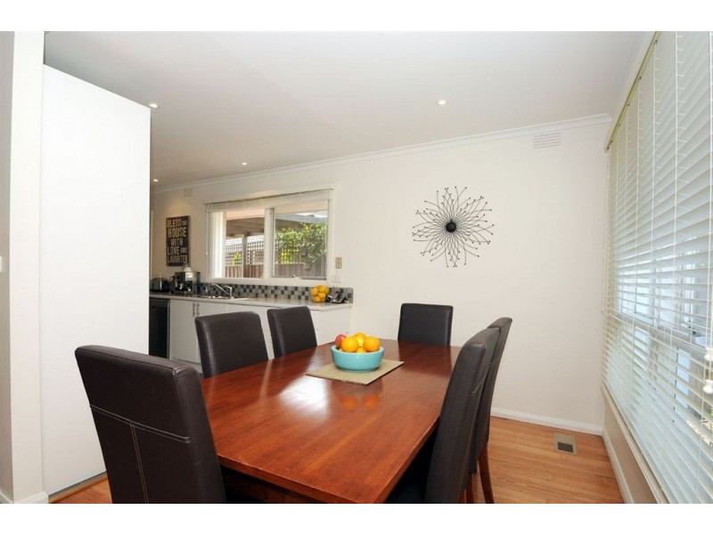 10 Seacrest Avenue, Seaford VIC 3198