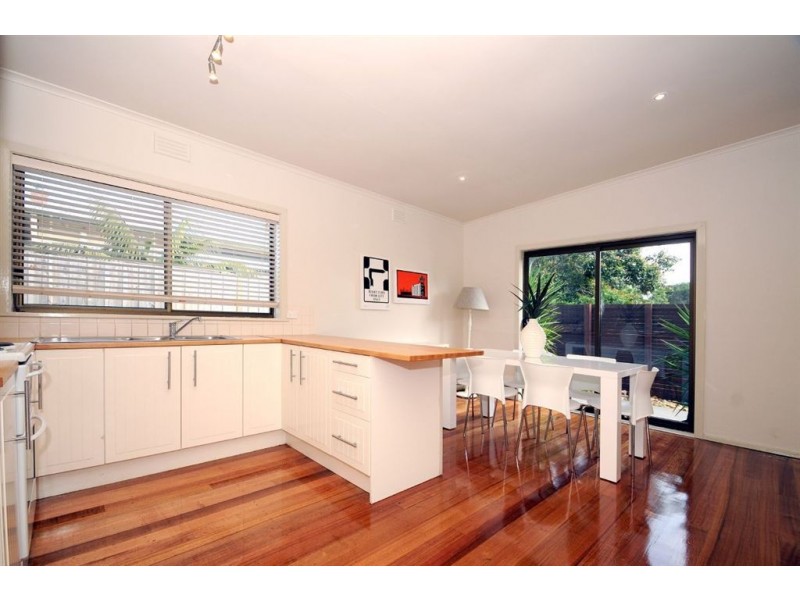 1/2 Wynnstay Road, Seaford VIC 3198