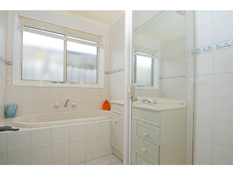 7 Cove Lane, Seaford VIC 3198