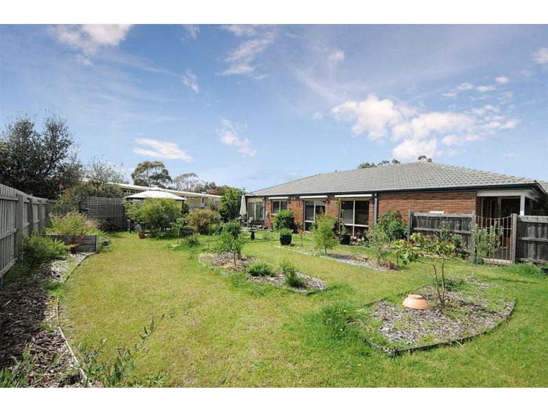 7 Cove Lane, Seaford VIC 3198