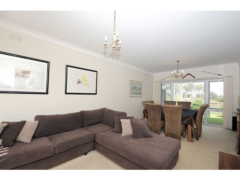 103-104 Nepean Highway, Seaford VIC 3198