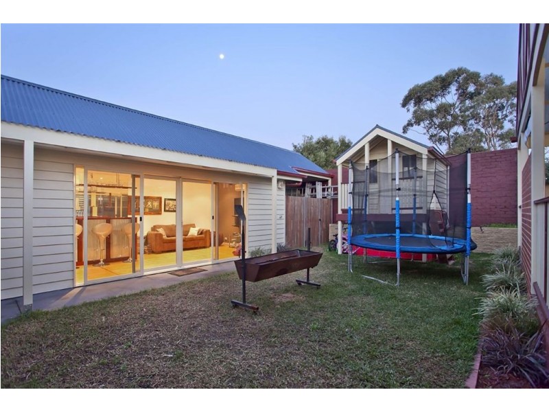 17 Levuka Street, Seaford VIC 3198