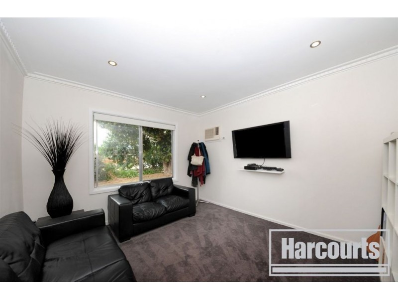 77 Wells Road, Seaford VIC 3198