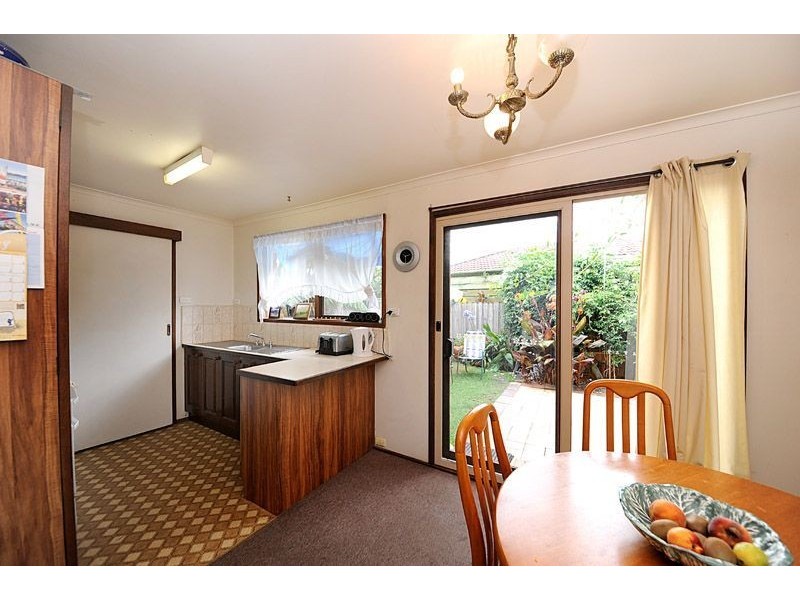 2/17 Wisewould Avenue, Seaford VIC 3198