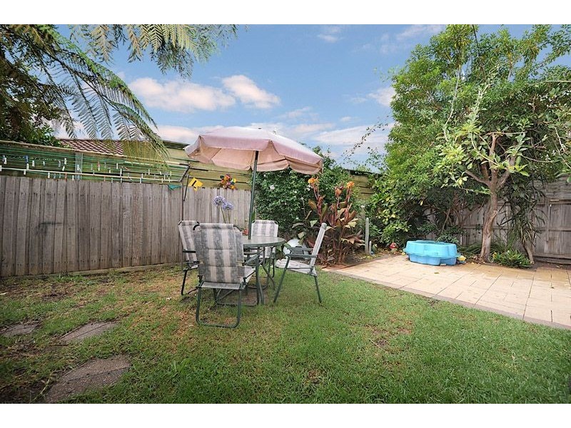 2/17 Wisewould Avenue, Seaford VIC 3198