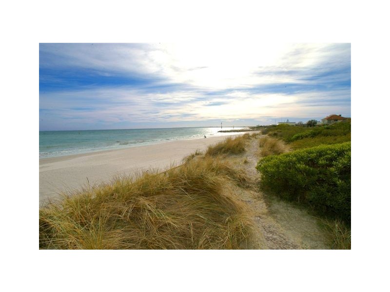 216 Nepean Highway, Seaford VIC 3198