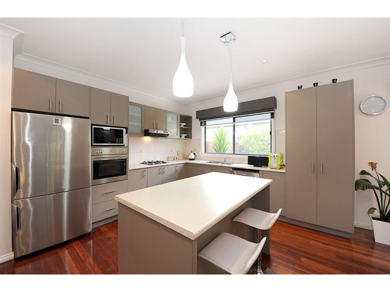 11 Jubilee Avenue, Seaford VIC 3198