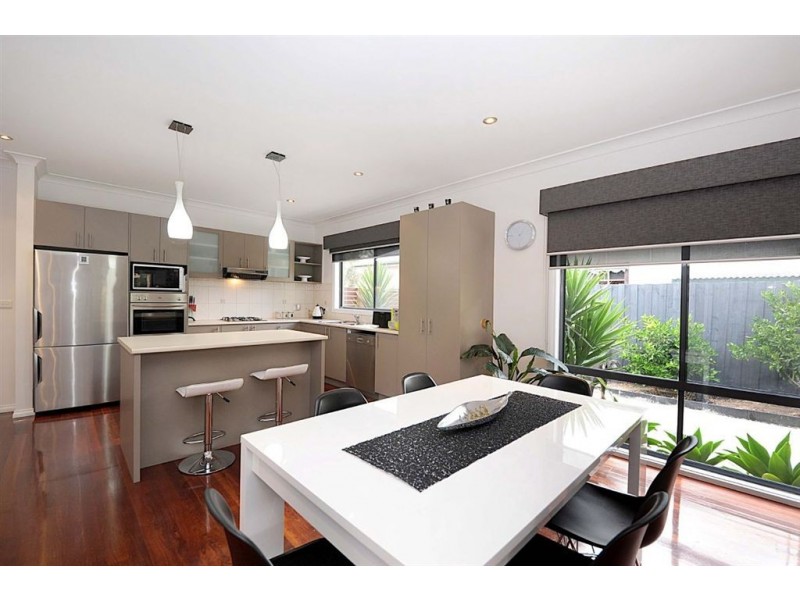 11 Jubilee Avenue, Seaford VIC 3198