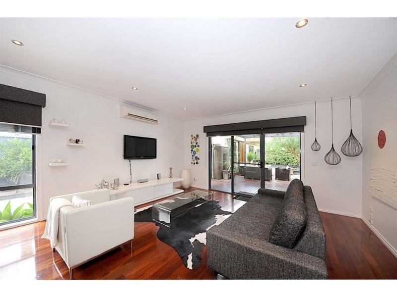 11 Jubilee Avenue, Seaford VIC 3198