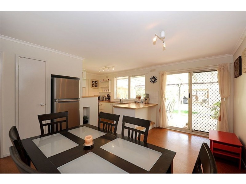 128 East Road, Seaford VIC 3198