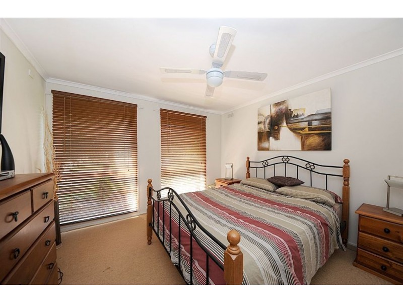 128 East Road, Seaford VIC 3198