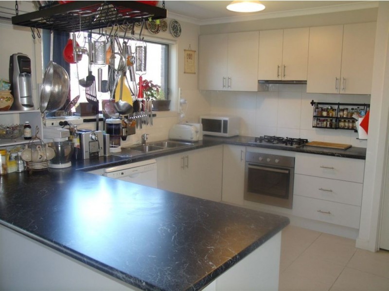 3/21 Elizabeth Street, Cranbourne North VIC 3977