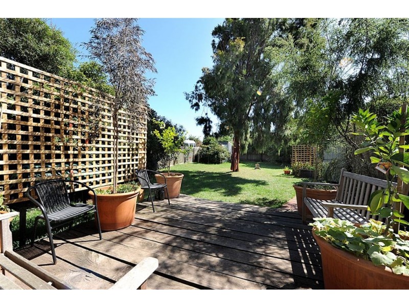 27 Boonong Avenue, Seaford VIC 3198