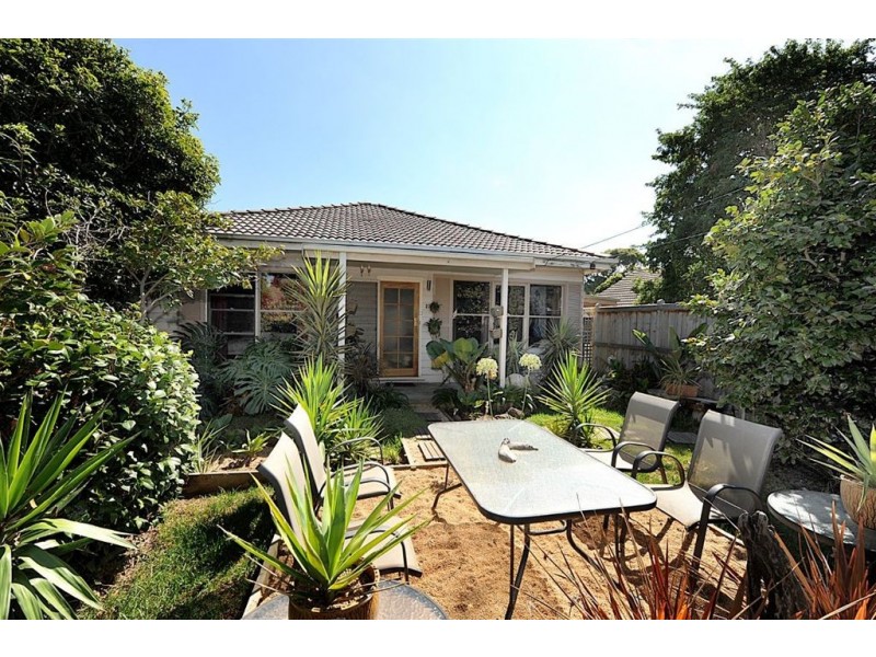 27 Boonong Avenue, Seaford VIC 3198