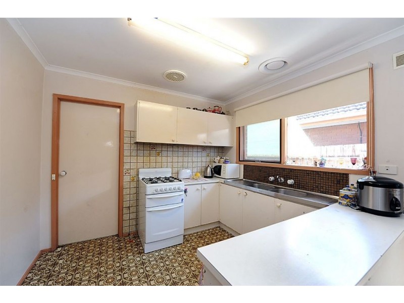 28 Elisdon Drive, Seaford VIC 3198