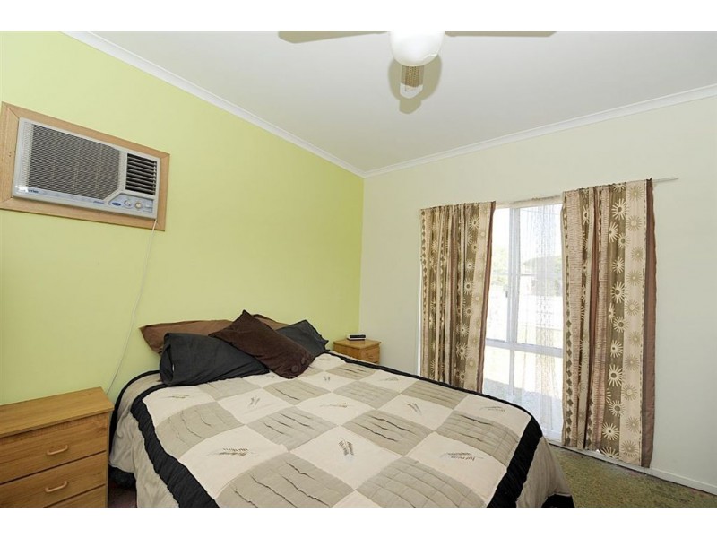 111 Rosslyn Avenue, Seaford VIC 3198