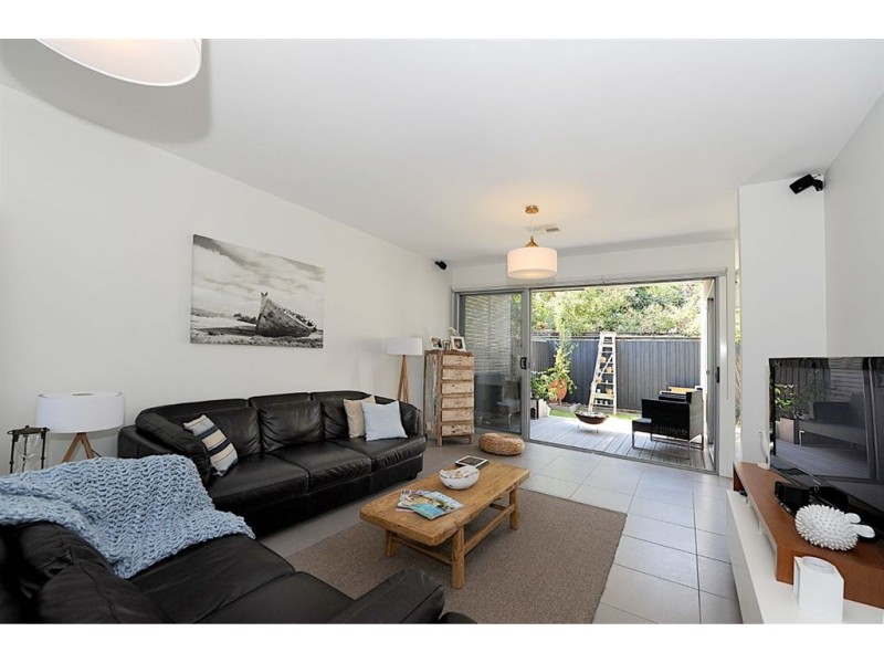 10B Nabilla Avenue, Seaford VIC 3198