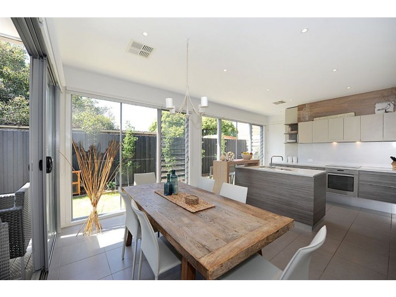 10B Nabilla Avenue, Seaford VIC 3198