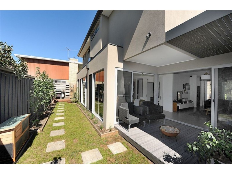 10B Nabilla Avenue, Seaford VIC 3198