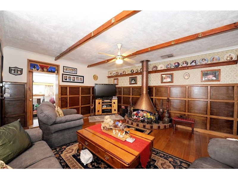 17 Madden Street, Seaford VIC 3198