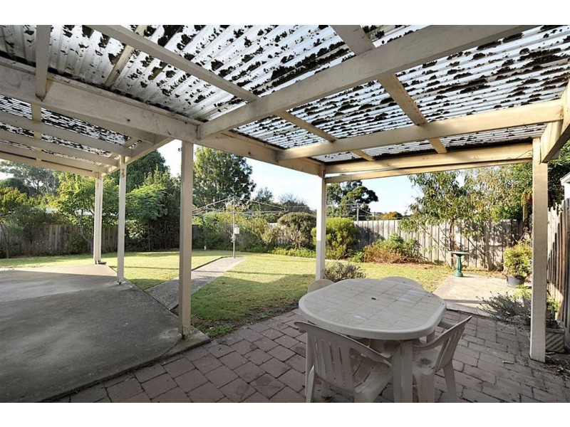 14 Benelong Crescent, Seaford VIC 3198