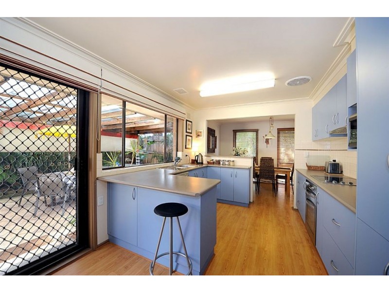 12 Emanuel Drive, Seaford VIC 3198