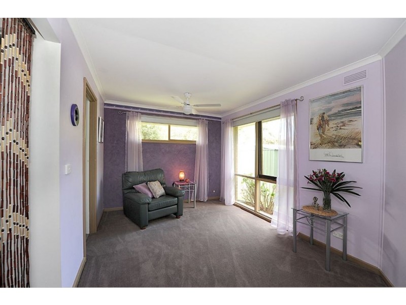 12 Emanuel Drive, Seaford VIC 3198