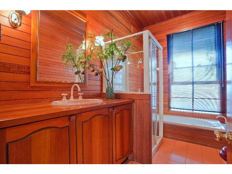 218 Nepean Highway, Seaford VIC 3198