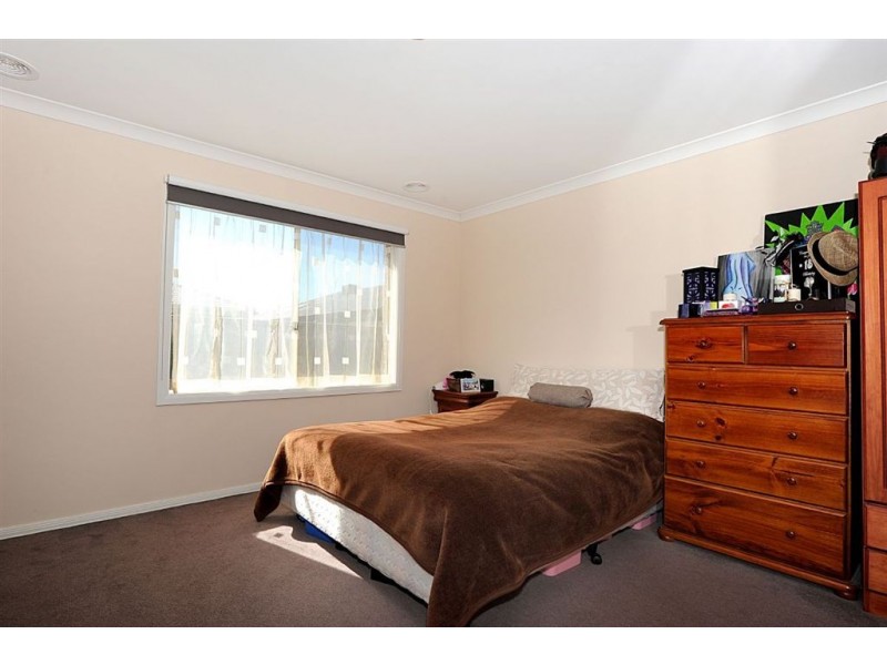 160 Linsell Boulevard, Cranbourne East VIC 3977