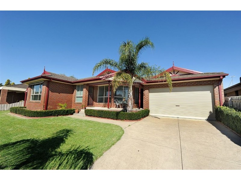 22 Kurrajong Court, Cranbourne VIC 3977