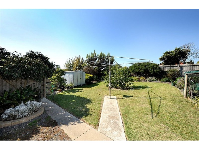 29 Rosemary Crescent, Frankston North VIC 3200