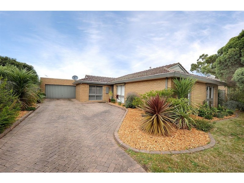 66 Maple Street, Seaford VIC 3198