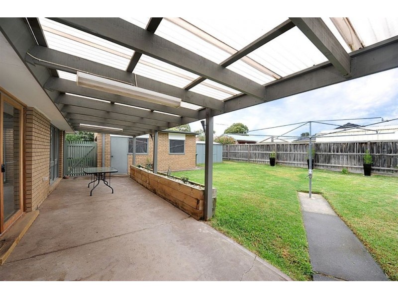 66 Maple Street, Seaford VIC 3198