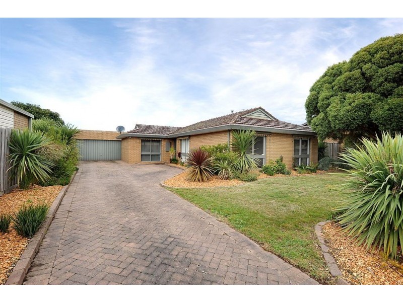 66 Maple Street, Seaford VIC 3198