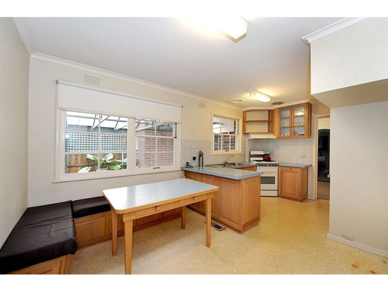 8 Seacrest Avenue, Seaford VIC 3198