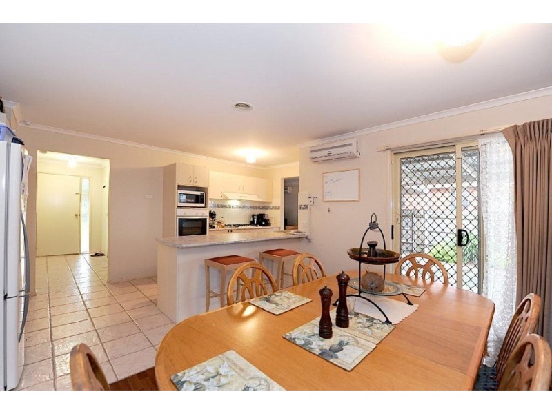 7 Waltham Mews, Cranbourne VIC 3977
