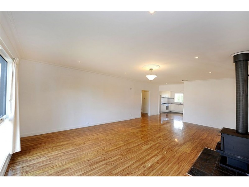 2a Madden Street, Seaford VIC 3198
