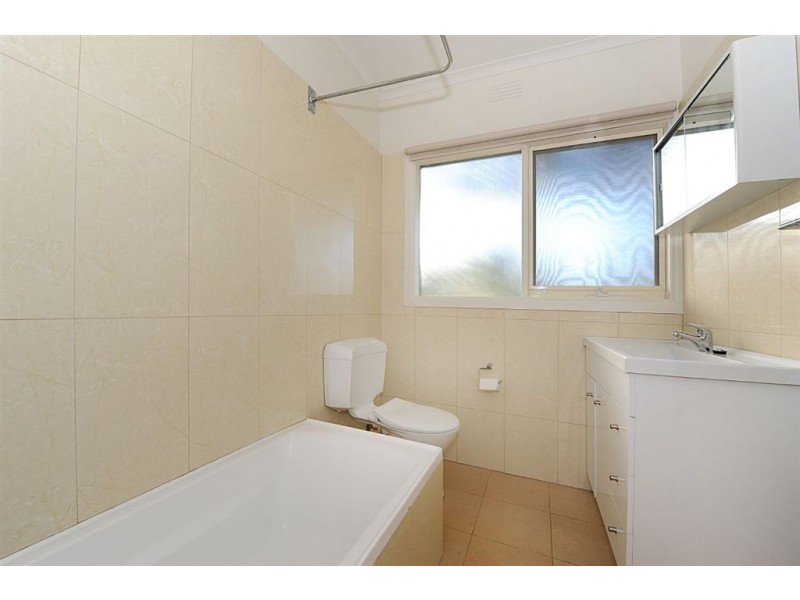 2a Madden Street, Seaford VIC 3198