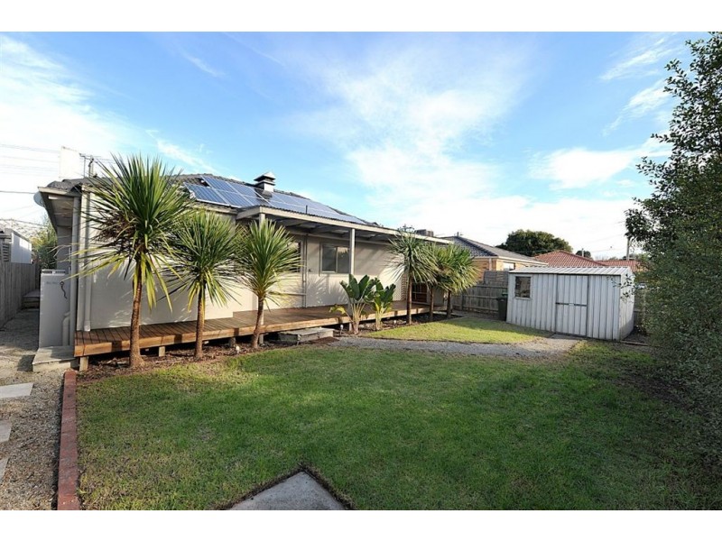 2a Madden Street, Seaford VIC 3198