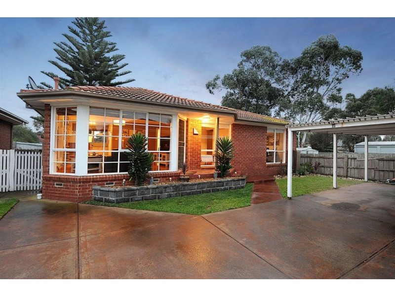 2/7 Ti-Tree Crescent, Seaford VIC 3198