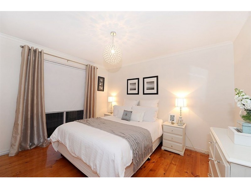 2/7 Ti-Tree Crescent, Seaford VIC 3198