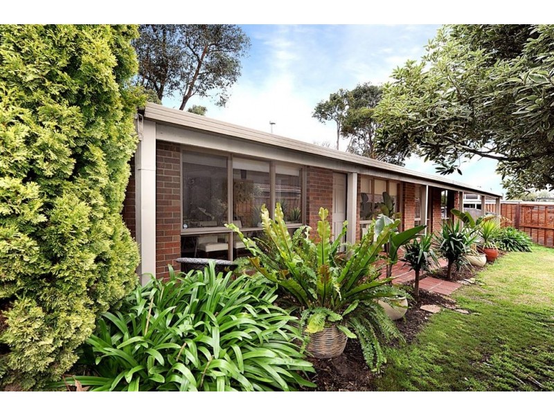 1/22 Robinia Street, Frankston VIC 3199