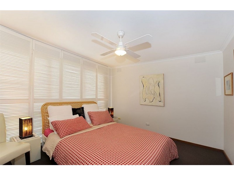 1/22 Robinia Street, Frankston VIC 3199