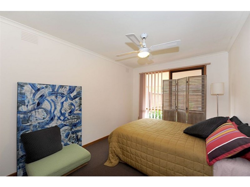 1/22 Robinia Street, Frankston VIC 3199