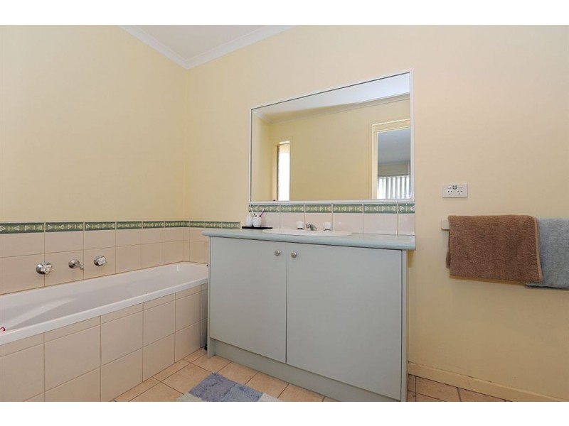 4/31-33 Fellowes Street, Seaford VIC 3198